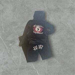 vintage Juicy Couture Black Velour Tracksuit
m/l logo butt classic juicy 63
